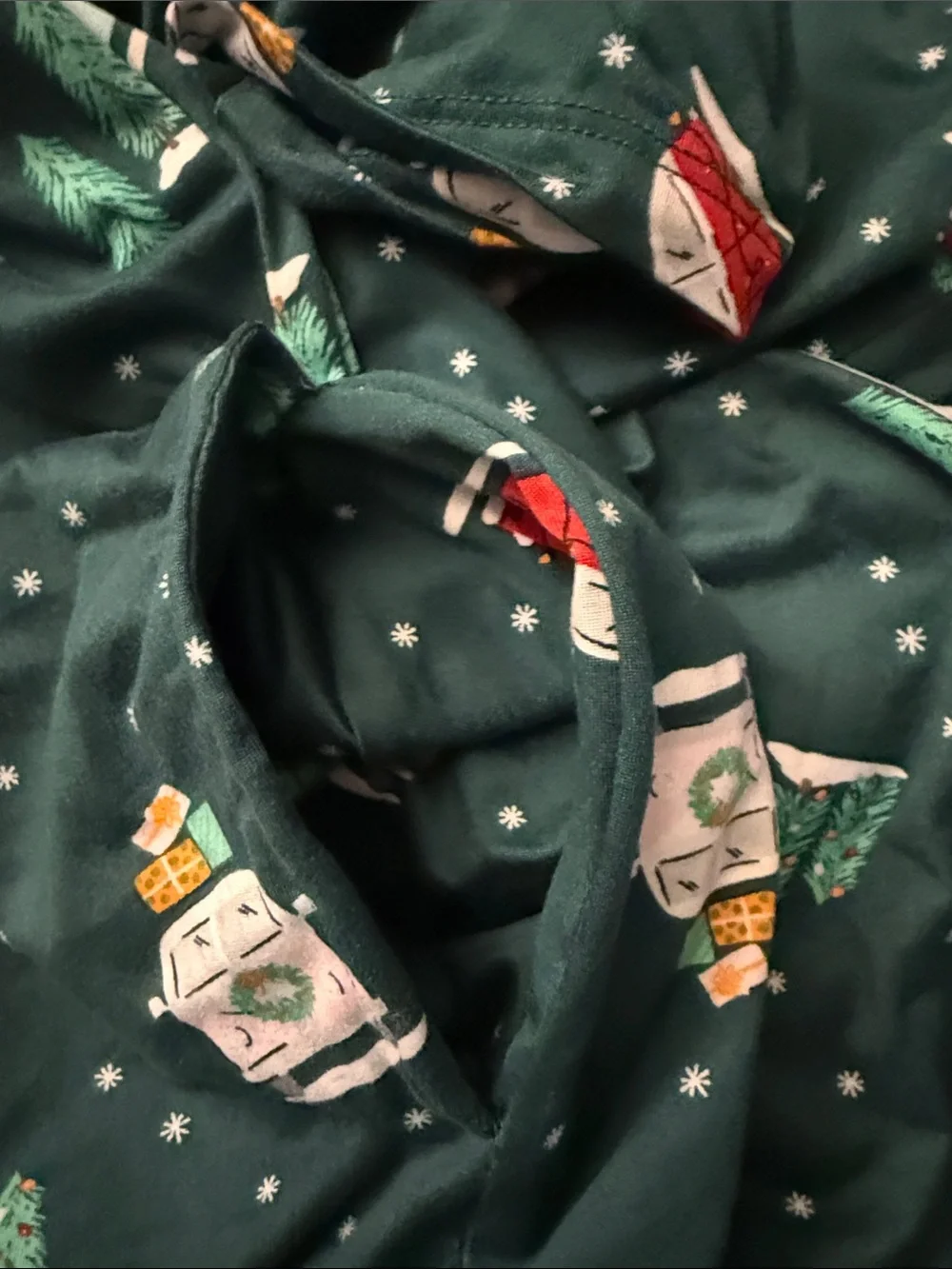 Woman’s Holiday Pajama Set - Green and Gray, Cute Print both have pockets!